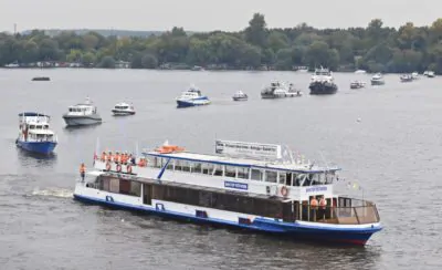 речные прогулки Flyriver