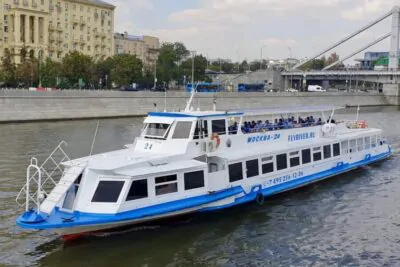 речные прогулки Flyriver